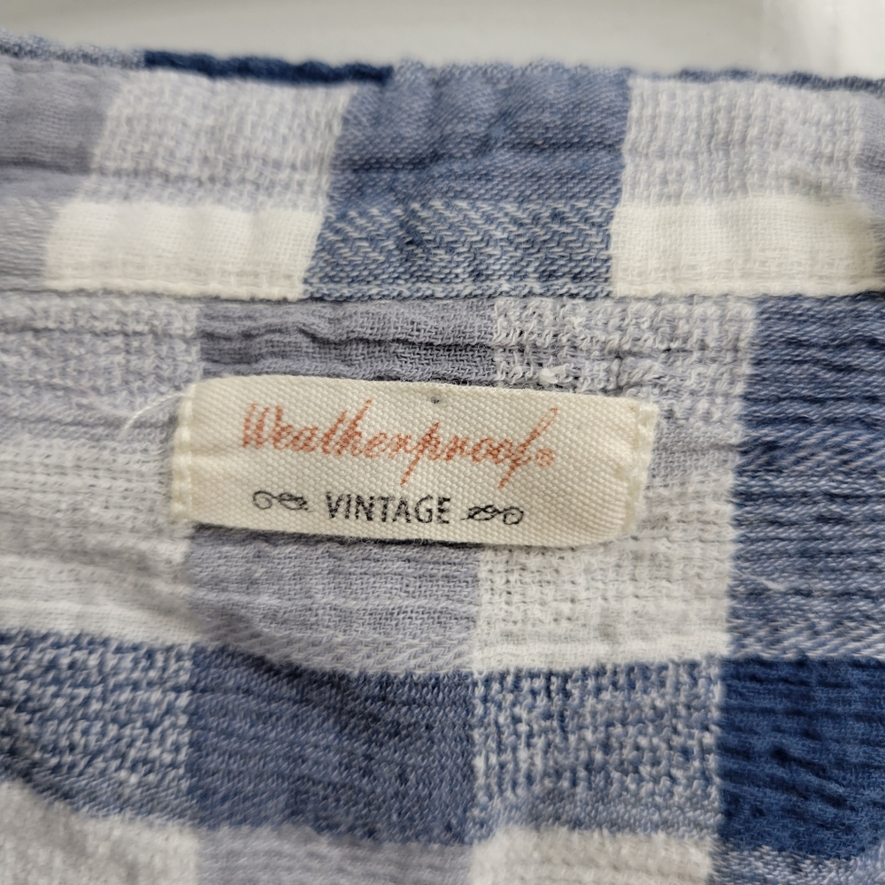 Weatherproof Button Down Top - Picture 3 of 3